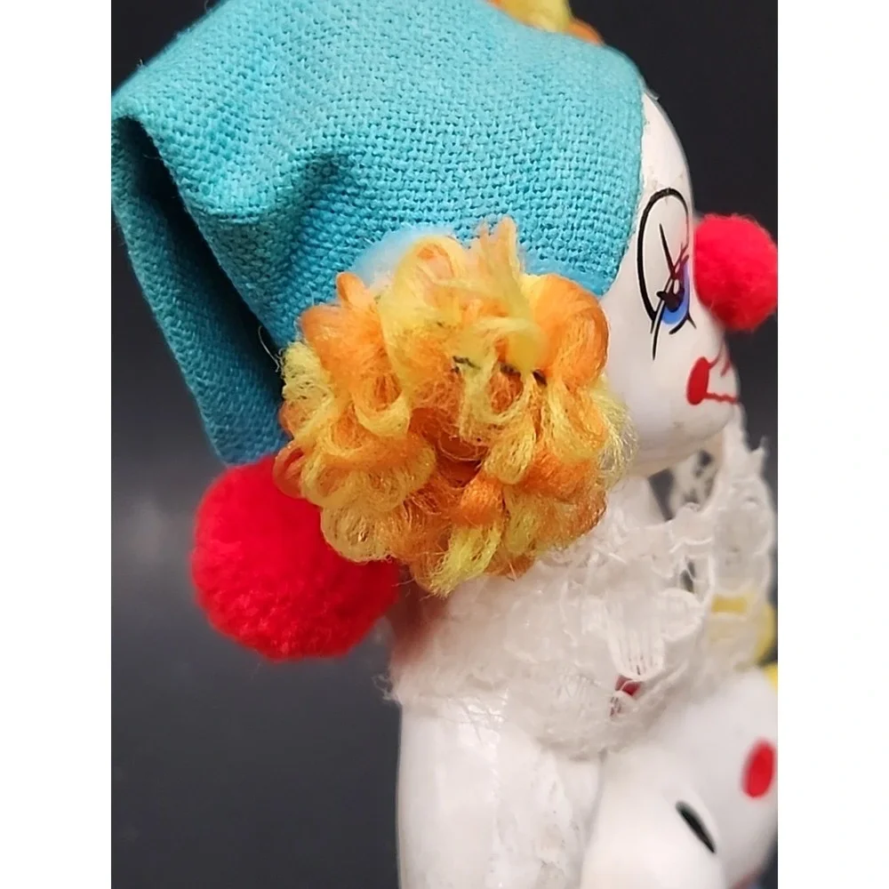 Vintage Porcelain Circus Soccer Clown Decorative Hair & Felt Hat‎ 4.75
